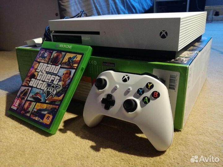 Xbox one s игры на борту+диск гта5 коробка hdmi