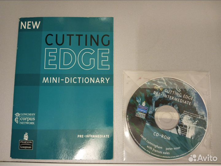 Mini dictionary new cutting edge pre intermediate