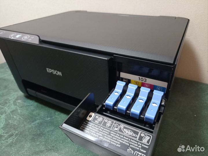 Новый цветной мфу Epson L3210 снпч