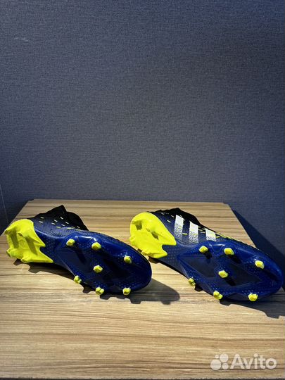Бутсы adidas predator
