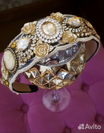 Ободок для волос со стразами