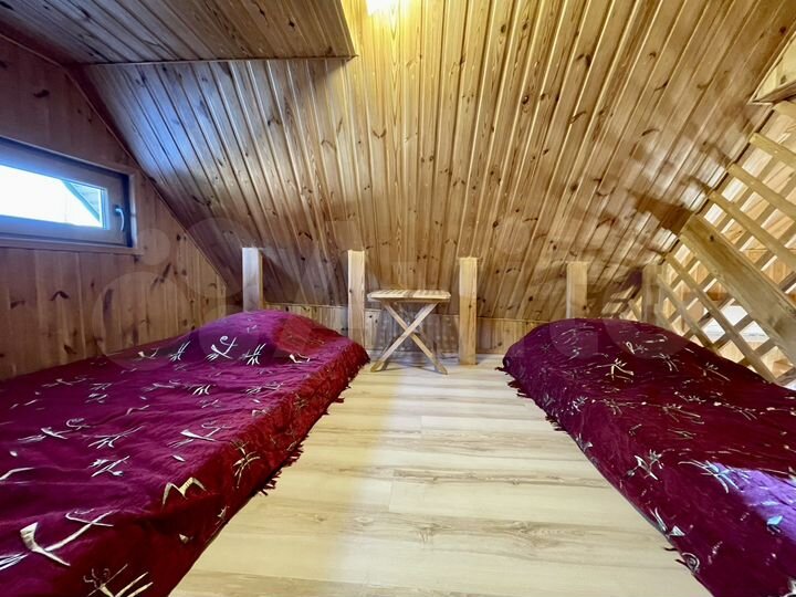 2-к. квартира, 40 м², 3/3 эт.