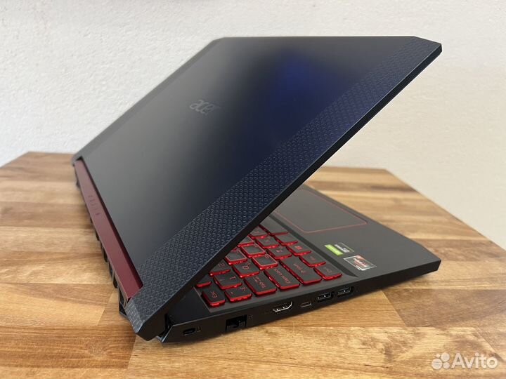 2021 Nitro Ryzen 5 8 ядер 16Gb GTX1650 SSD256+1000