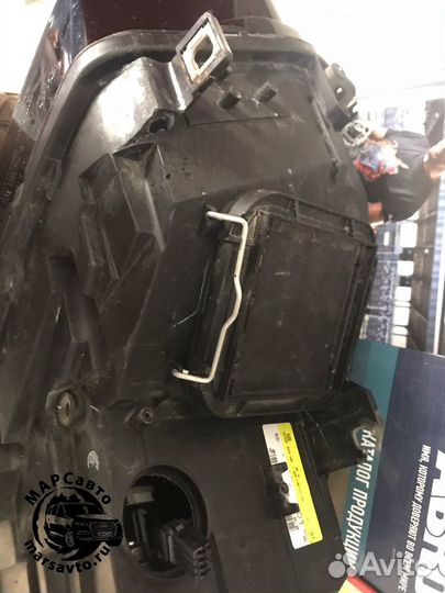 Фара передняя левая Audi Q5 2011г ксенон