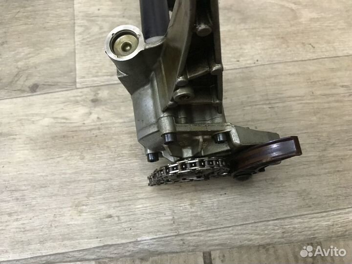 Насос масляный Mercedes A2721800701