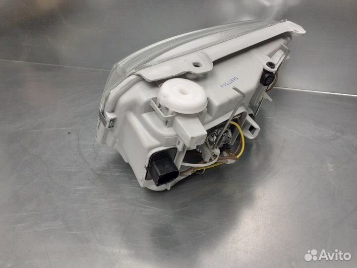 Фара левая Volkswagen Passat B4 1994-1996