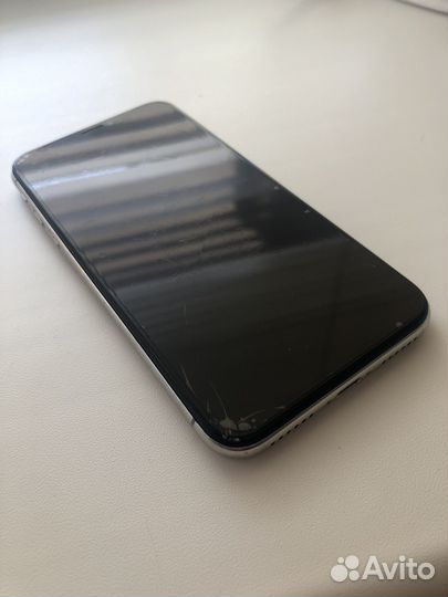 iPhone X, 256 ГБ