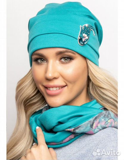 Комплект шапка и снуд