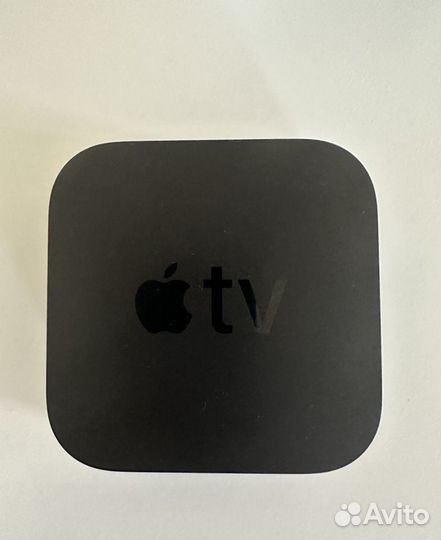Apple TV 4K 1-го поколения в отличном состоянии
