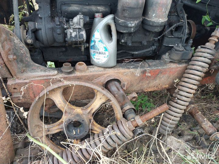 Трактор дт75