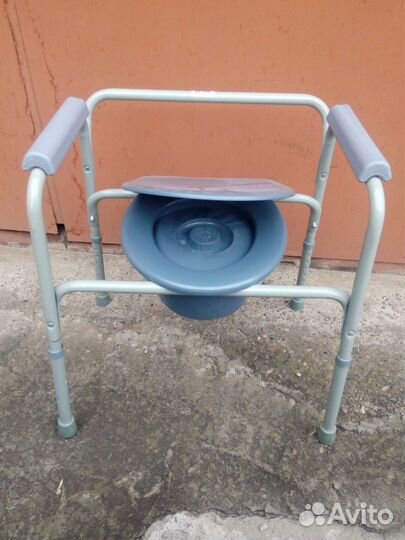Кресло туалет для инвалидов