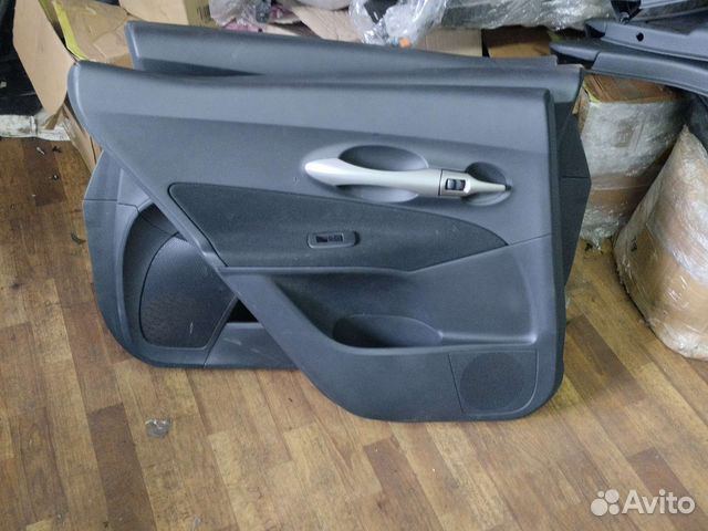 Обшивка двери задняя левая Toyota Auris