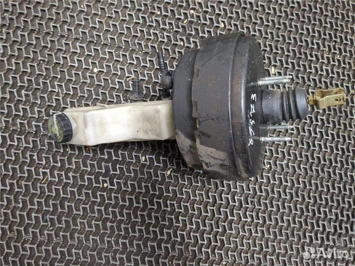 Цилиндр тормозной главный Toyota Avensis 2, 2003