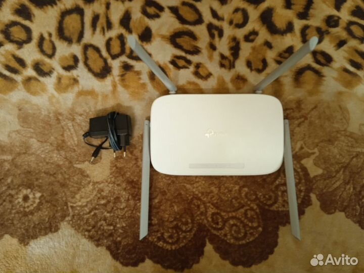 Продаётся роутер tp-link EC220-G5