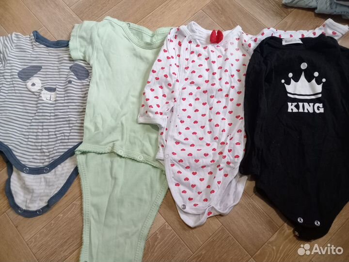 Продам пакет одежды для новорождённых до года