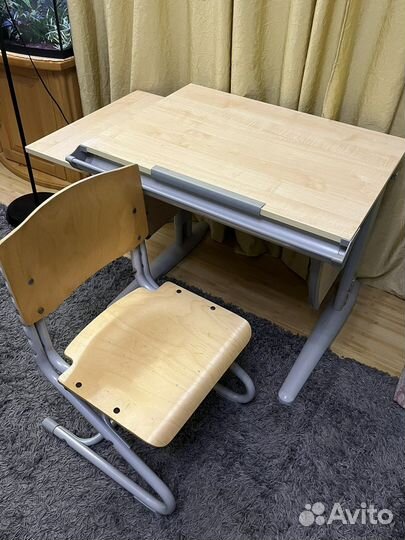 Растущая парта и стул деми