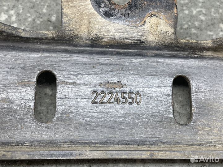 2224550 Держатель кабеля scania скания