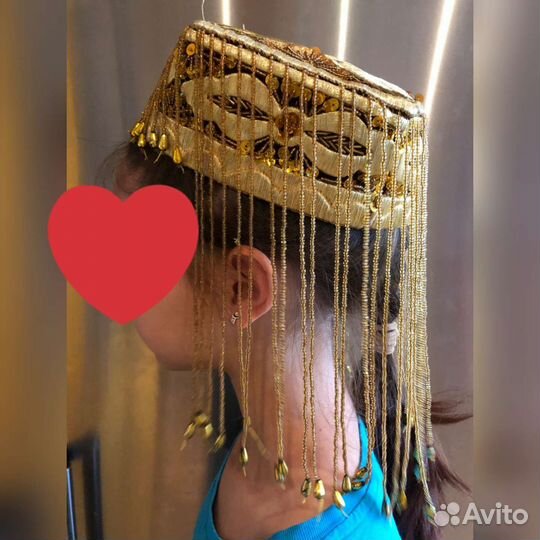 Узбекские тюбетейки, расшитые бисером