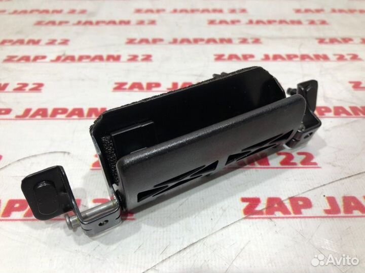 Ручка двери багажника Toyota Estima