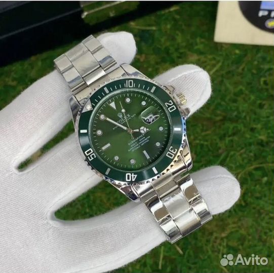 Rolex submariner green