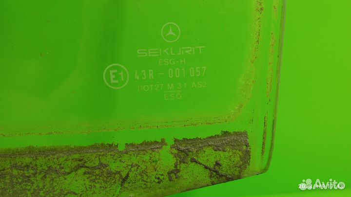Стекло двери заднее левое для Mercedes-Benz W124
