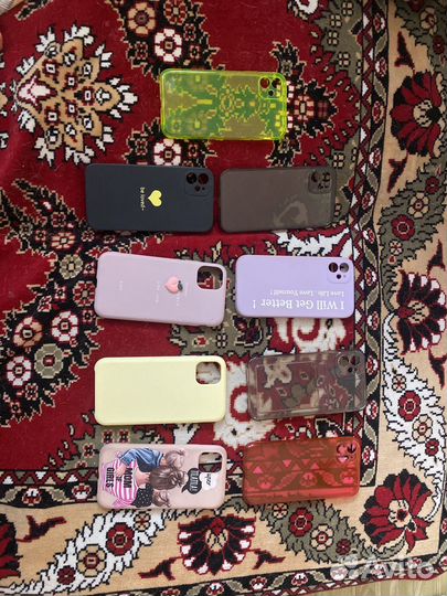 Чехлы на телефон iPhone 11
