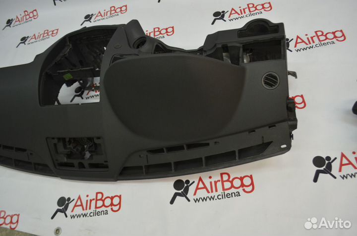 Торпедо панель приборов Mercedes E 2009