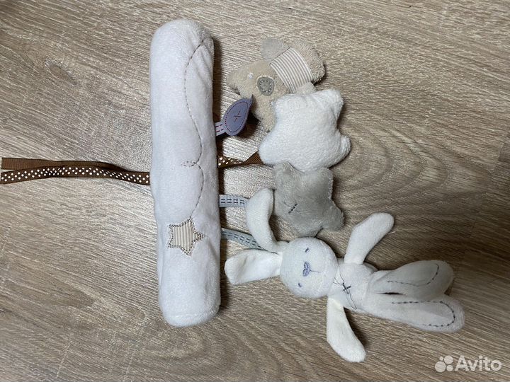 Музыкальный мобиль в детскую кроватку и игрушка