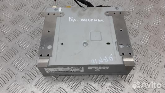 Усилитель антенны audi A8 D3 (9BN10W801)