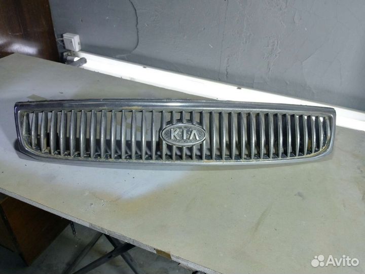 Решетка радиатора Киа Кларус