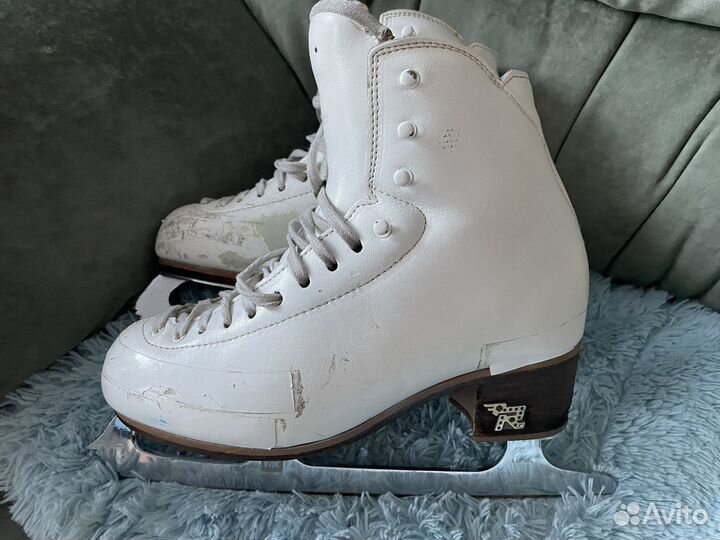Фигурные коньки risport excellence 245