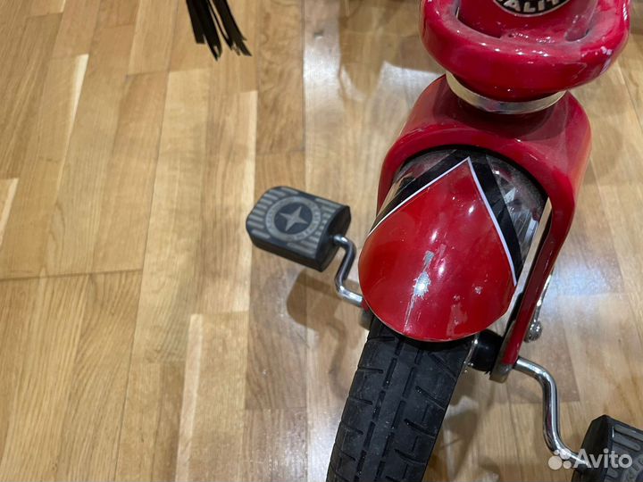 Детский трехколесный велосипед