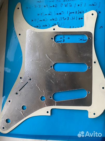 Пикгард fender stratocaster