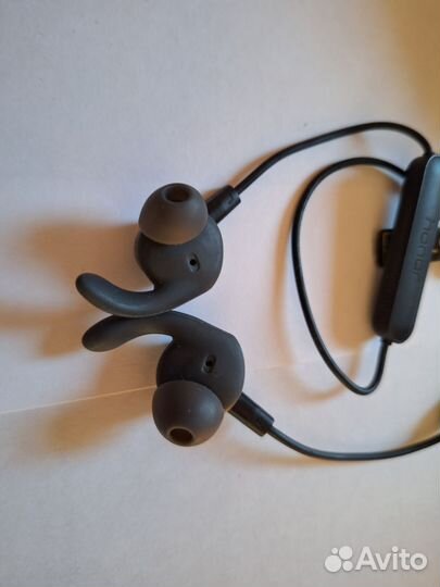 Беспроводная bluetooth гарнитура Honor Sport AM61