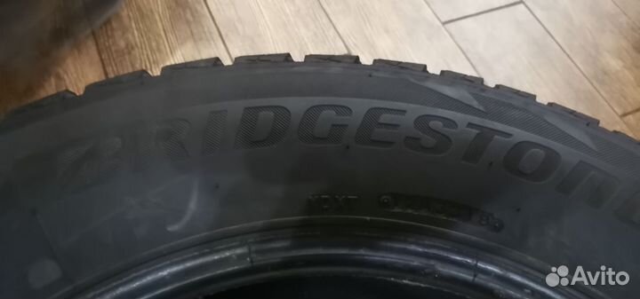Bridgestone Blizzak DM-V2 265/60 R18