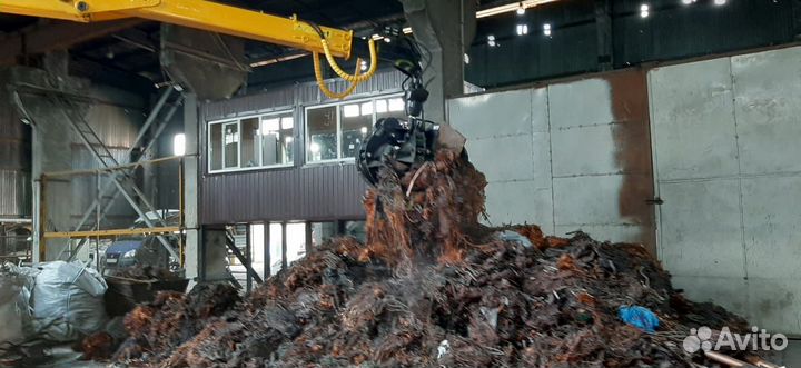 Стационарная установка для погрузки мусора или лом