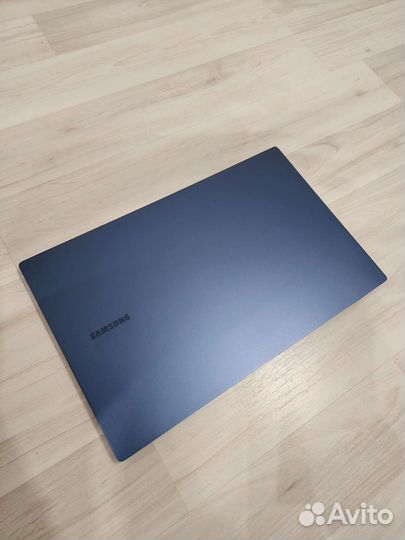 Samsung Galaxy book pro I7/15.6