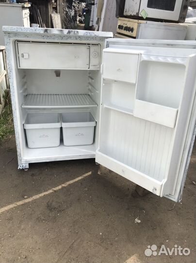 Холодильник Бирюса