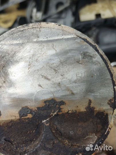 Поршень с шатуном в сборе FX37 Infiniti