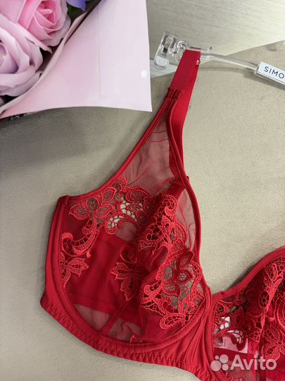 Бюстгальтер 70E simone perele