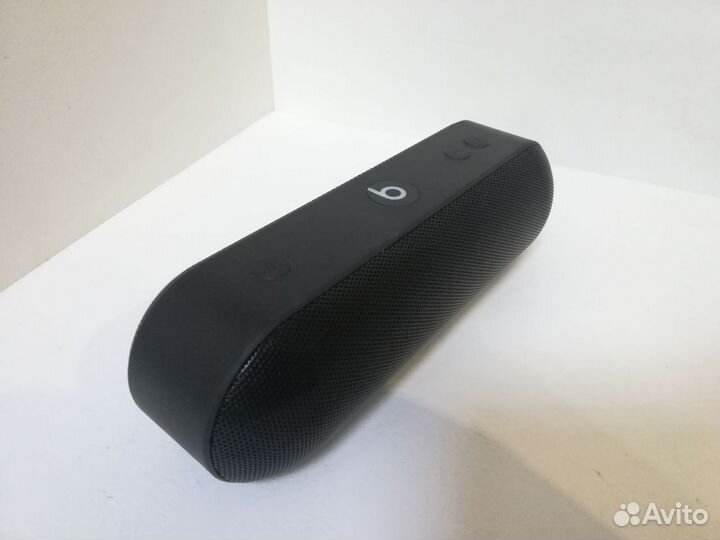 Портативная колонка Beats Pill+