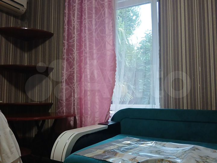 Комната 18 м² в 3-к., 1/1 эт.