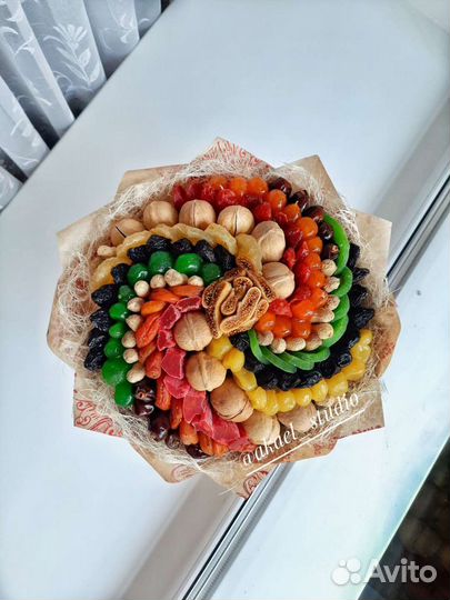 Букет из сухофруктов