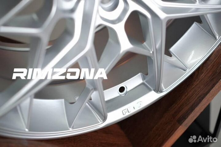 Литые диски HRE R17 5x114.3 srt. НДС