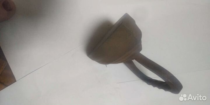Утюг чугунный старинный