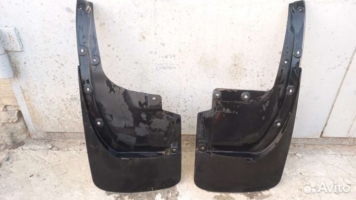 Брызговики заднии TLK 200