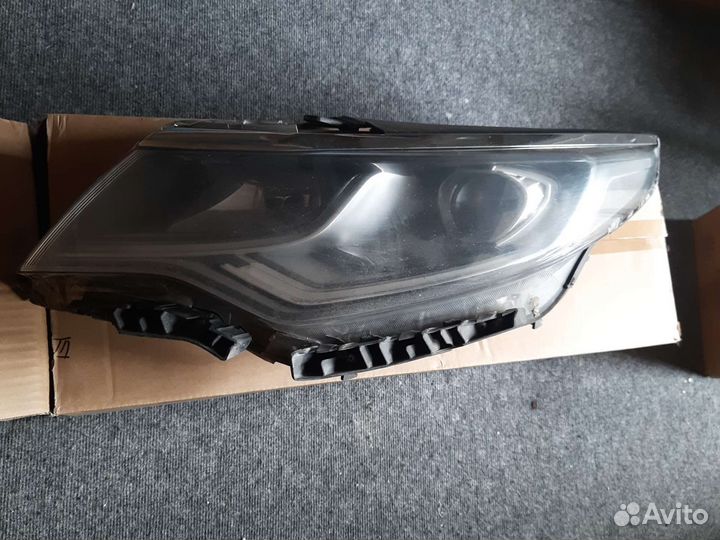 Фары kia Оптима 2019