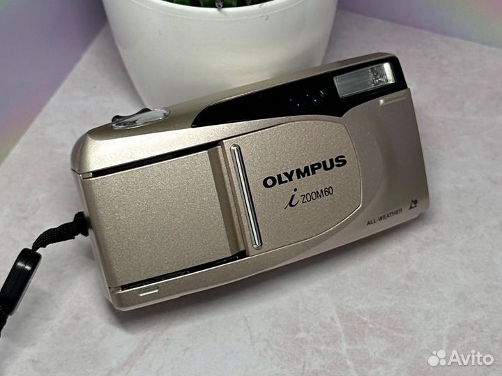 Пленочный фотоаппарат Olympus Izoom 60