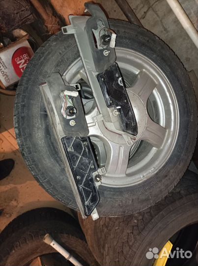 Задние фонари на крышку багажника BMW 7 e65