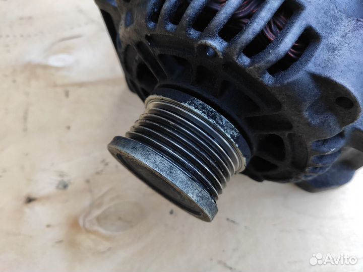 Генератор A13DTE 13502986 на Opel Astra J